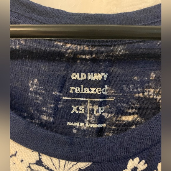 Flower Shirt - Picture 4 of 4